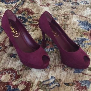 Yves Saint Laurent Tribute Open Toe 36 1/2 New!